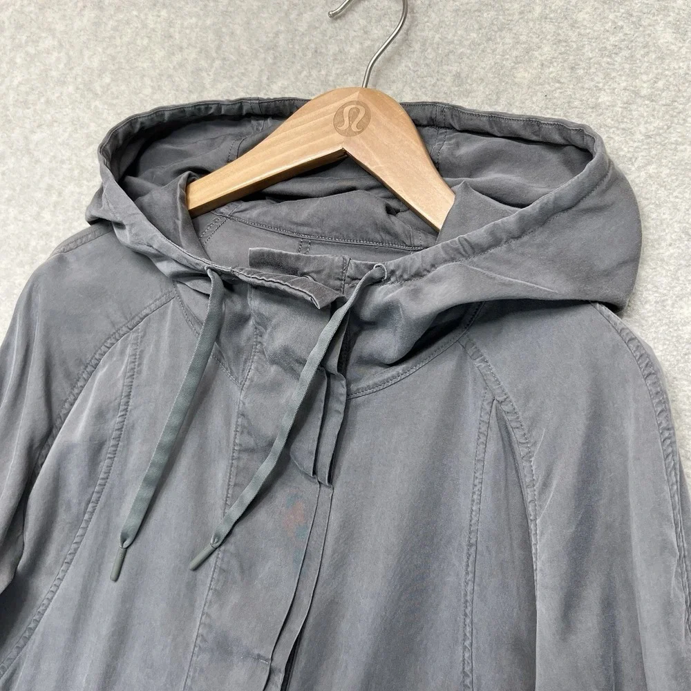 Lululemon Womens Hooded Jacket Gray Longline Lightweight Coat Size 10‎
